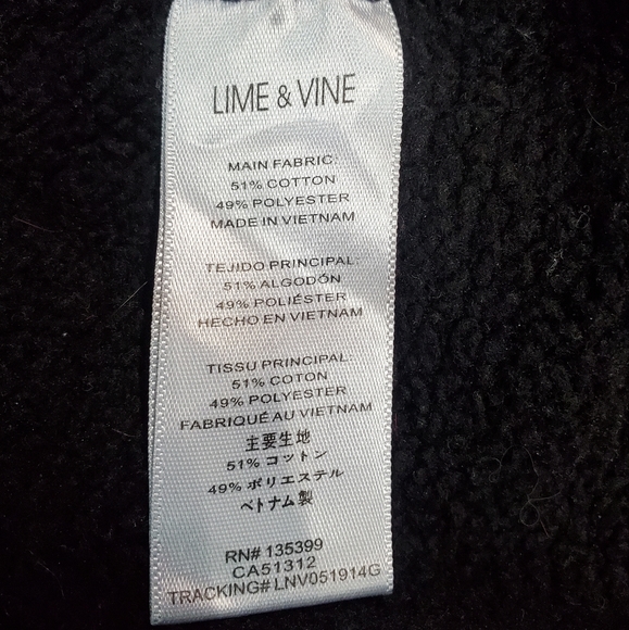 Lime & Vine Black Sweater - Picture 5 of 6